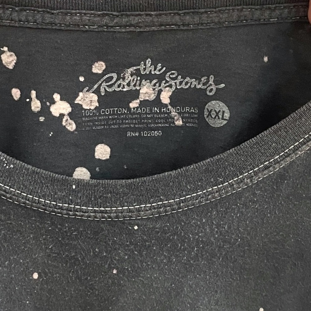 The Rolling Stones Band Cut Off Shirt - Picture 4 of 4